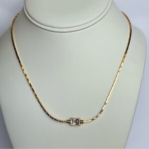 Elegant Gold or Silver Necklace with Square Pendant